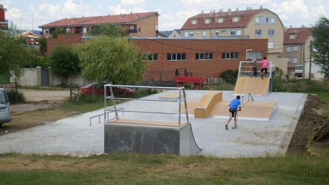 Skatepark a Villaquilambre, León